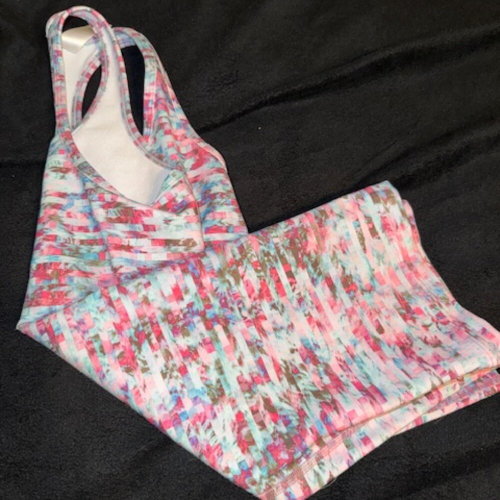 Ivivva Tank (Blue and Pink Pattern, Size 12Y)